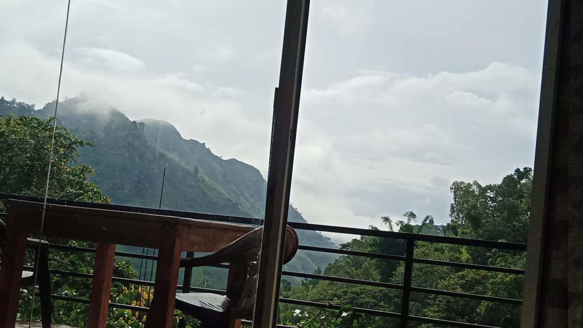 ホテル Ella Lucky Panoramic エクステリア 写真